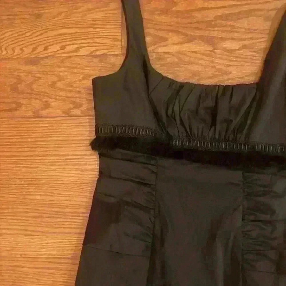 Donna Ricco Little Black Dress Cocktail Dress Ruching Feathers size 10 - Picture 14 of 15